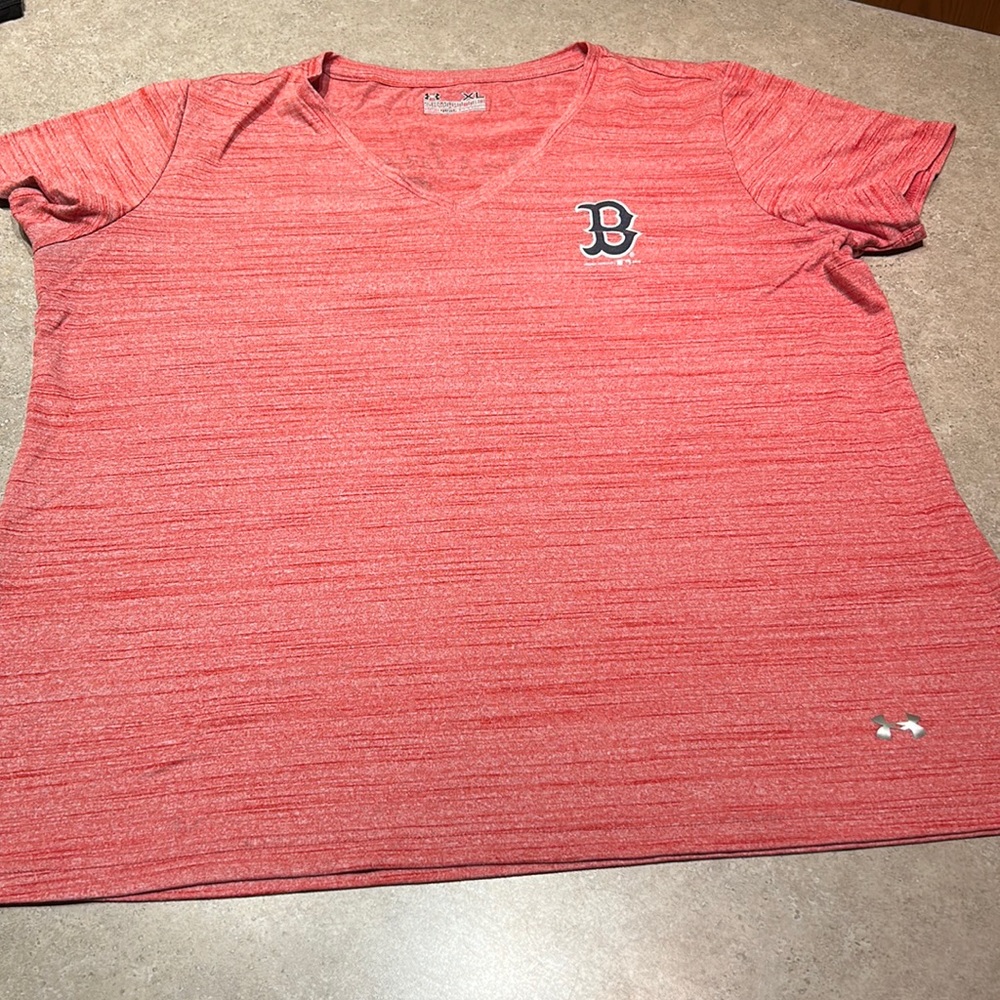 UA womens Red Sox t shirt